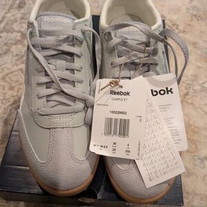 Reebok Women's Sneakers in Light Gray and White